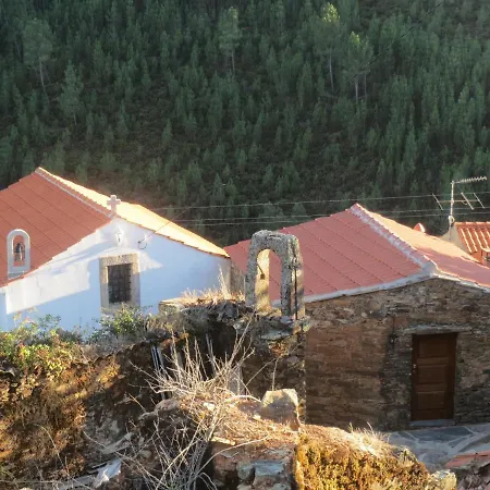 Vakantiehuis Casa Capela - Casas Do Sinhel