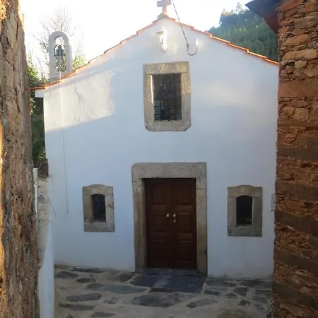 Casa Capela - Casas Do Sinhel 度假居 *