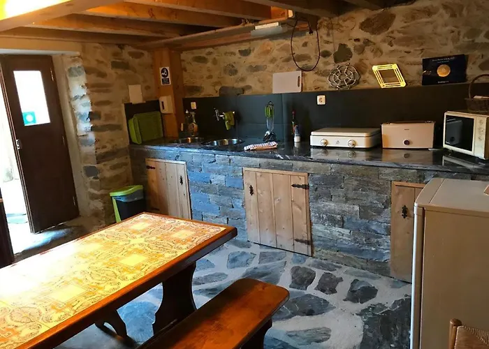 Holiday home Casa Capela - Casas Do Sinhel Cha de Alvares