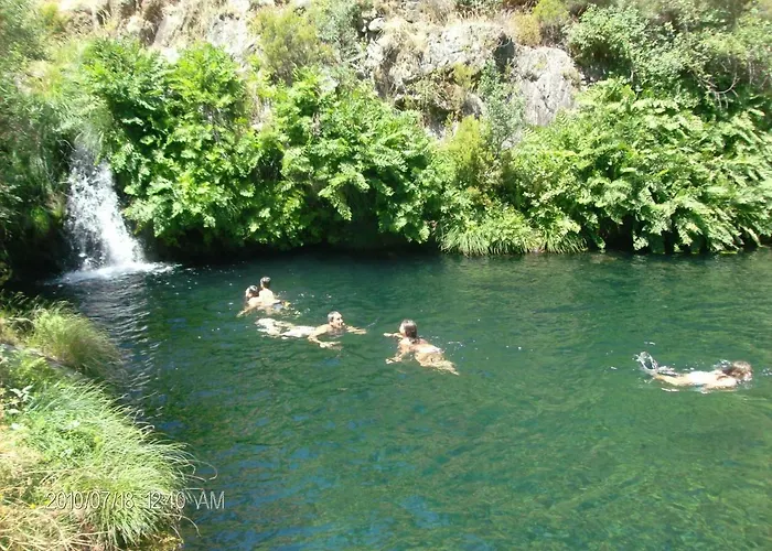 Casa Capela - Casas Do Sinhel Cha de Alvares